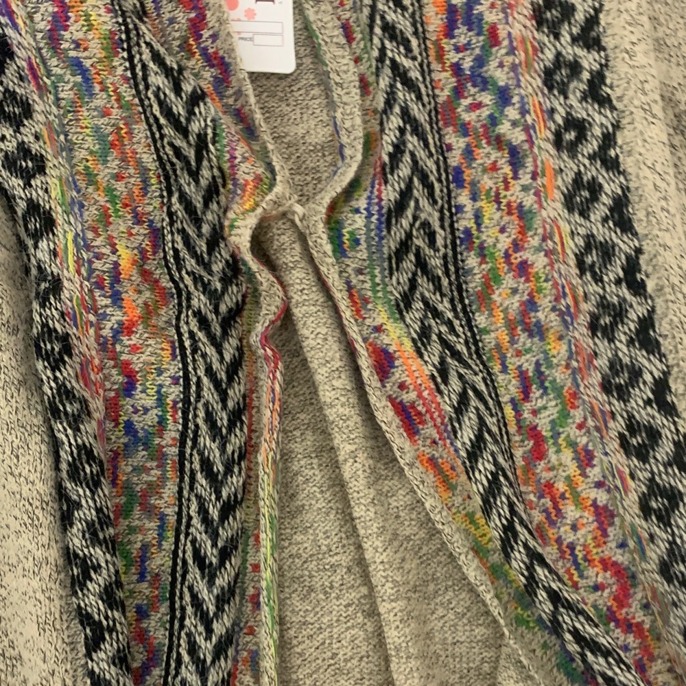 NWT Chic Multicolor Patterned Women's Cardigan NWT - image 4